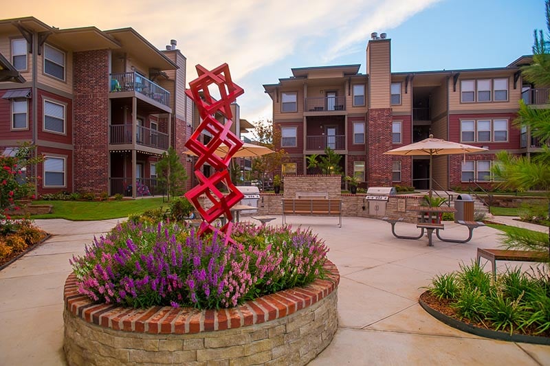 Icon at Broken Arrow, a Case & Associates community