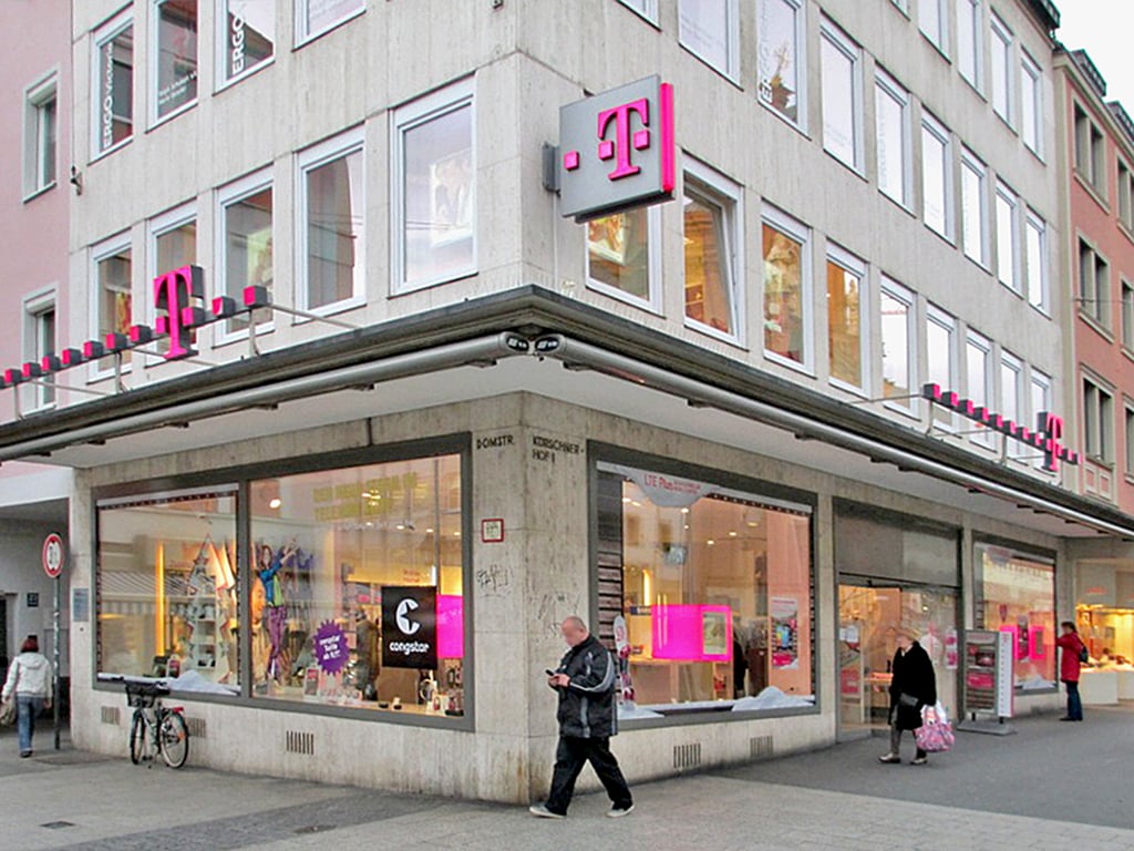 Store photo