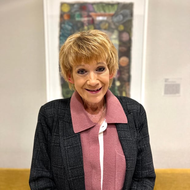 Carousel Associate Image