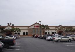 Vons Store Front Picture at 6040 Telegraph Rd in Ventura CA