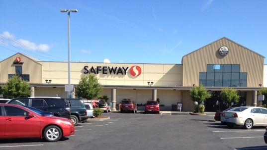 Safeway Store Front Picture at 210 Washington Ave in Kent WA