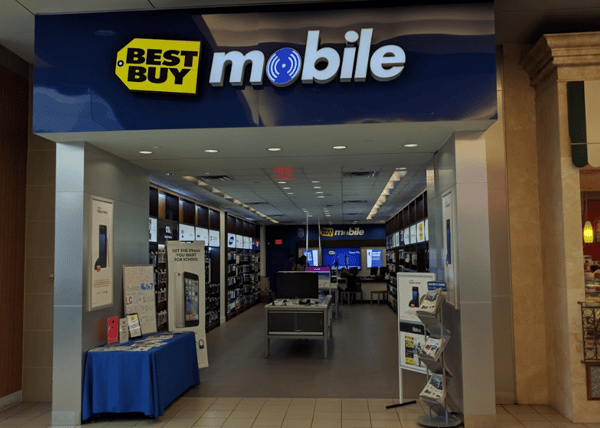Best Buy Metrotown Centre