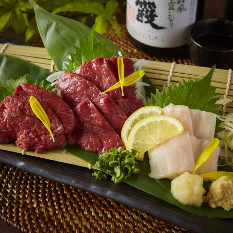 桜肉3種盛り(赤身、霜降り、こうね)