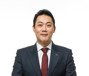 이현웅's headshot