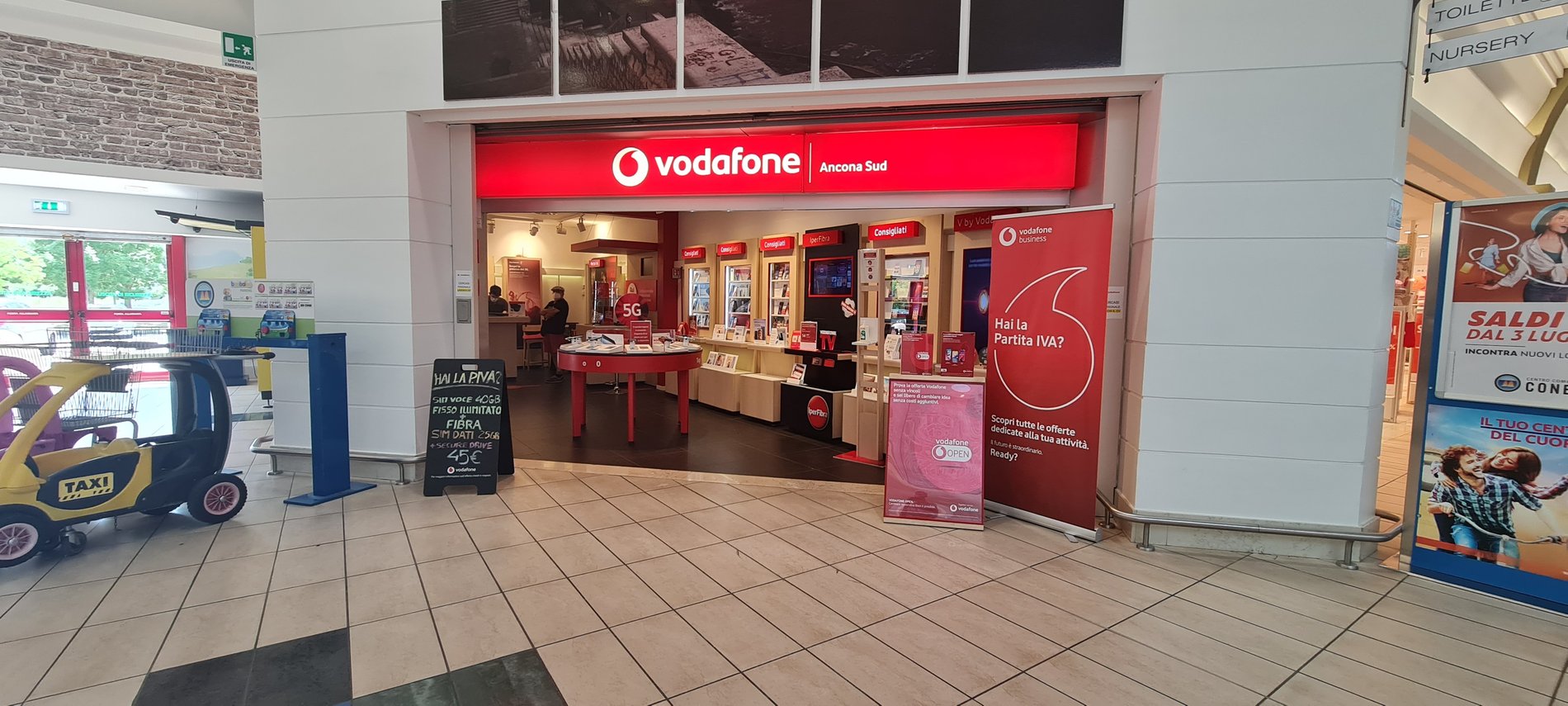 Vodafone Store | Auchan Ancona