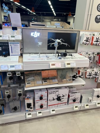 Venez découvrir notre espace Drone à l'étage de notre magasin !
