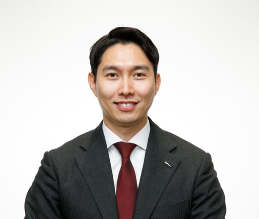 정철학's headshot