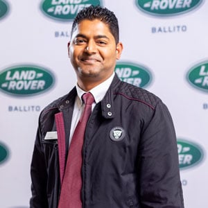 Thishen Reddy's headshot