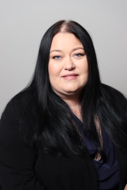 Photo of Jennifer Fields