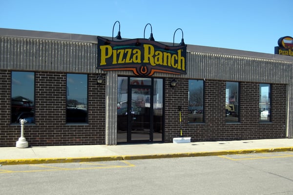 Pizza Ranch Store Front Photo