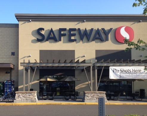 Safeway Store Front Picture at 5616 176th St in Puyallup WA