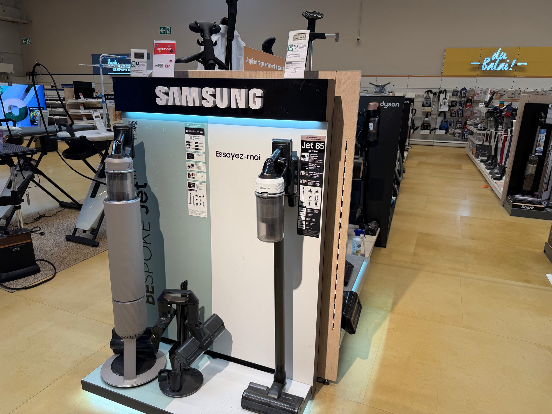 Aspirateur Samsung chez Boulanger Vitrolles proche de Salon, Velaux, Marignane et Rognac
