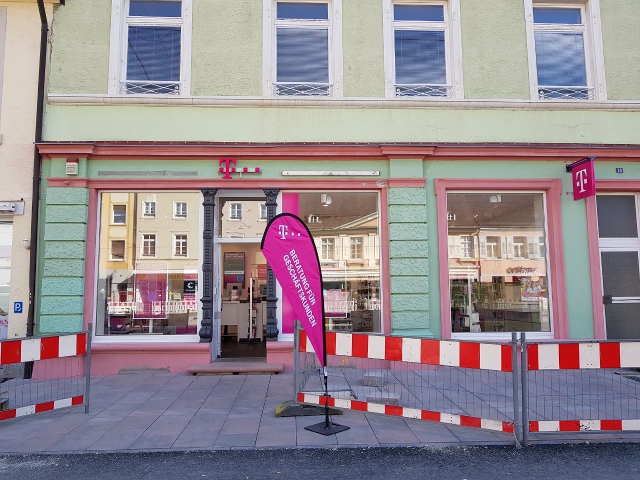 Store photo