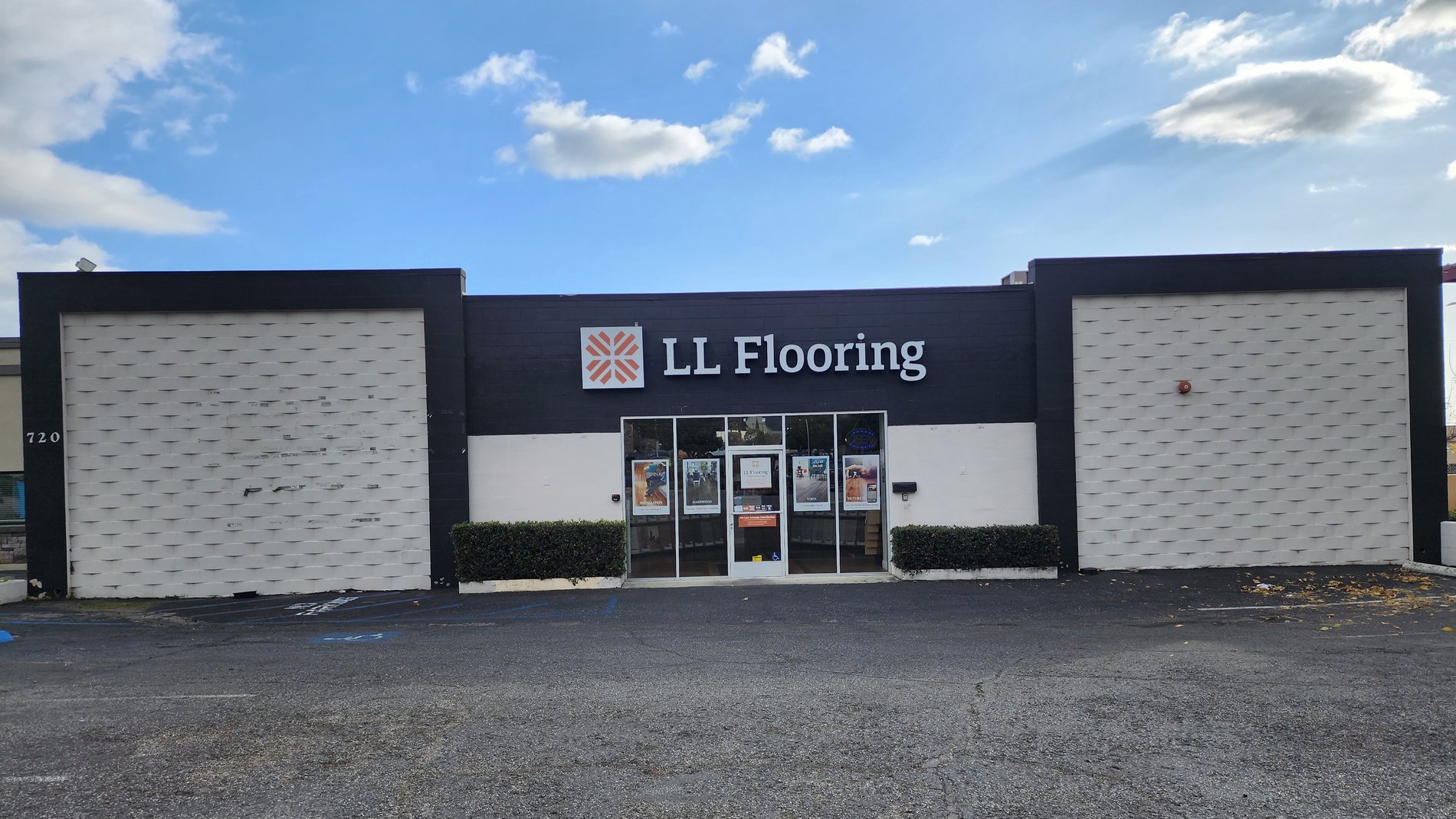 LL Flooring #1282 Monrovia | 720 E Huntington Drive | Storefront