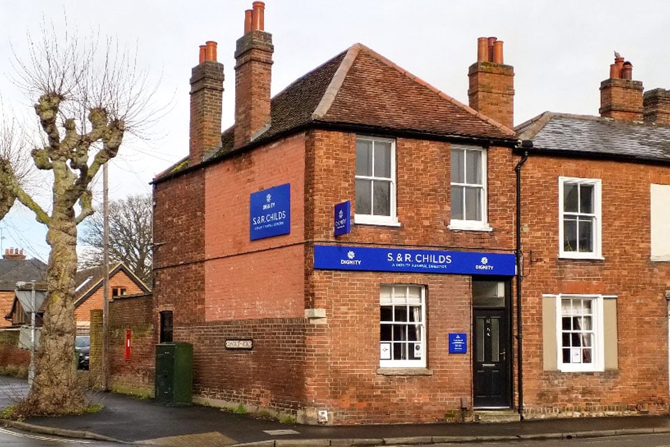 S. & R. Childs Funeral Directors in Abingdon, Oxford.