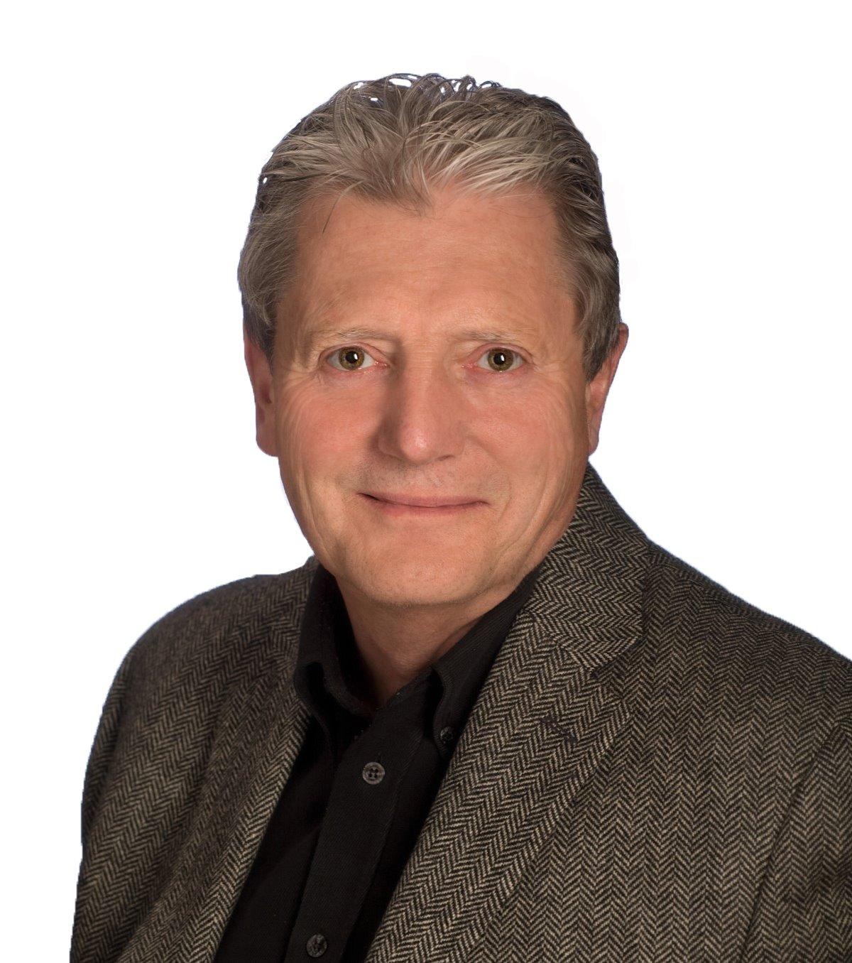 Photo of Howard Davidson