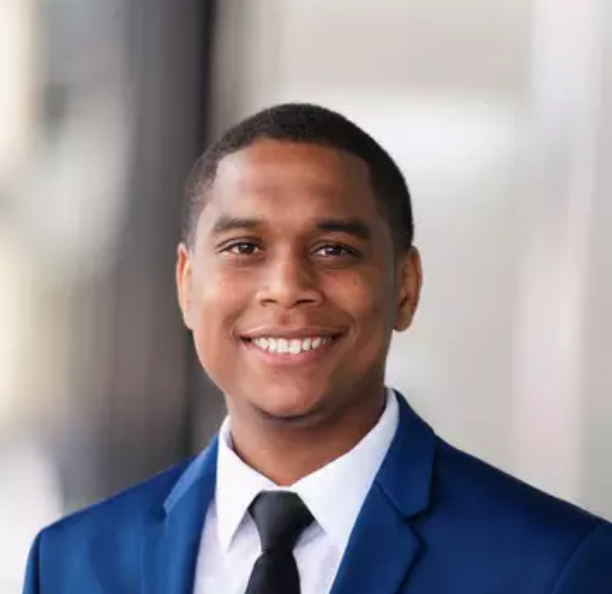 Carousel Associate Image