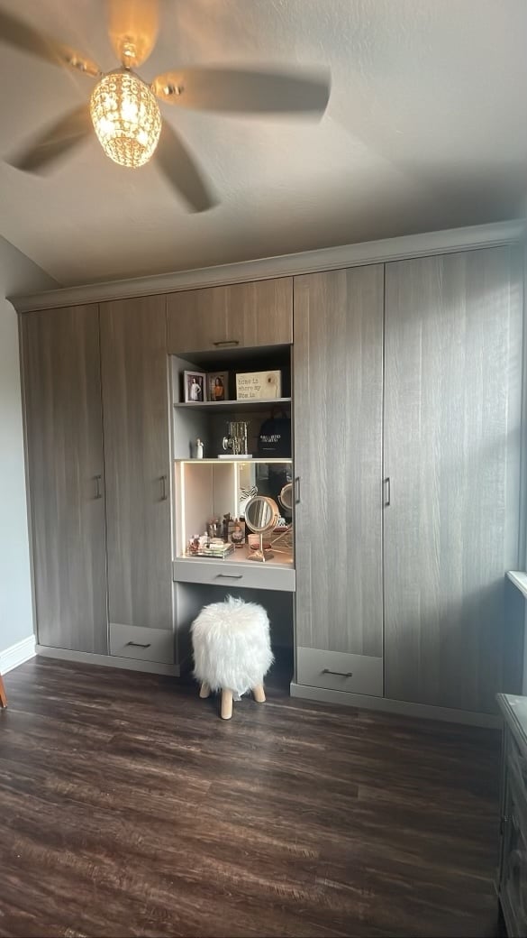 Custom Vanity Wardrobe with Multi-Use Design in Sunset Mist/ Shipshaw. Vanity Wardrobe in Sunset Mist/ Shipshaw.