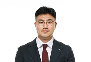 민성호's headshot