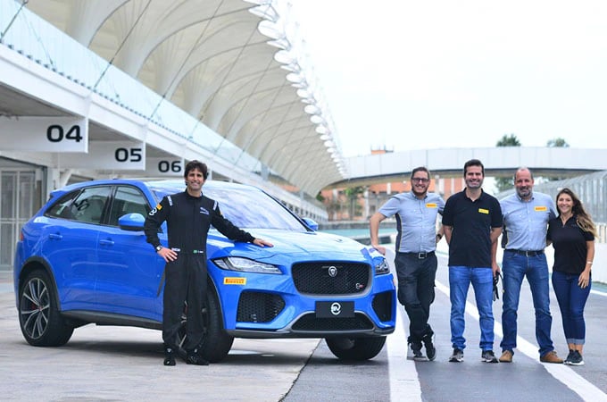 Jaguar em interlagos