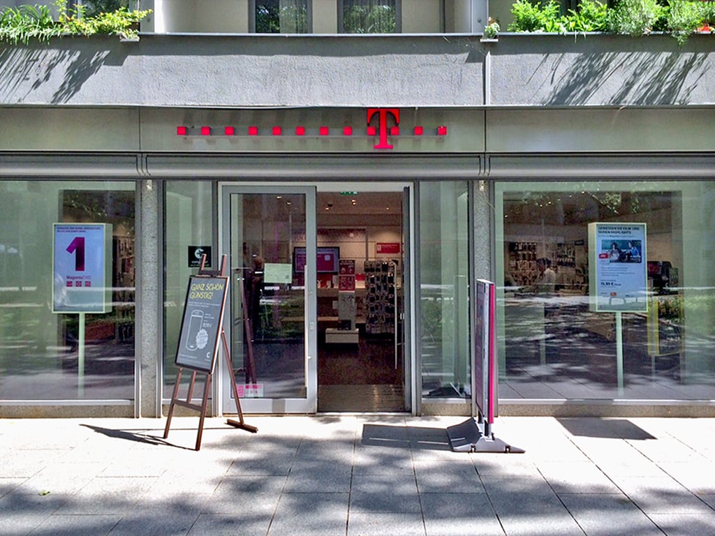 Store photo