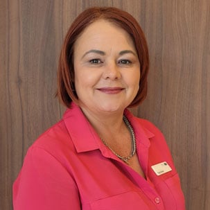 Tracy Ansara's headshot