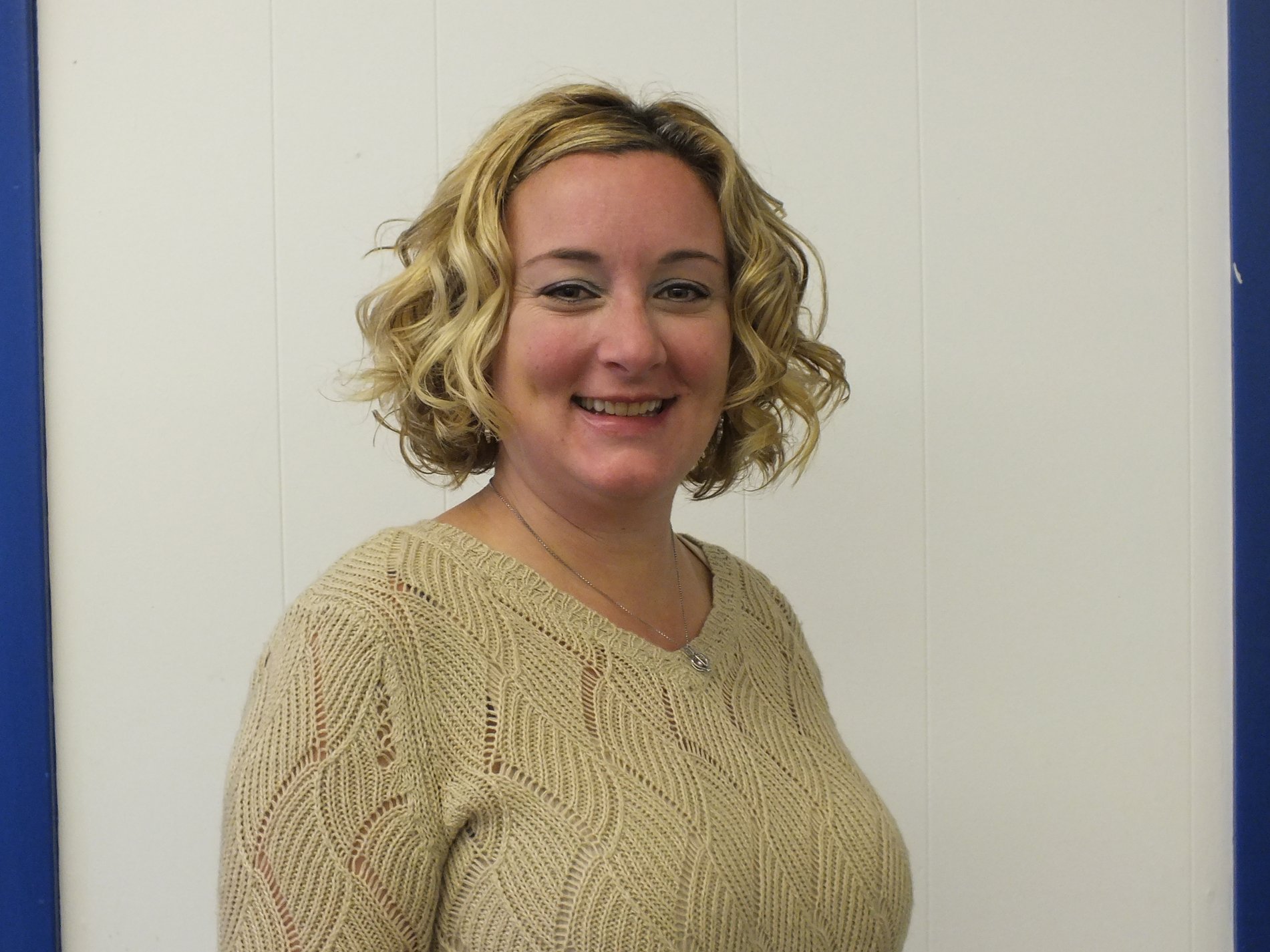 Jennifer Rollins, LSP
Jennifer is a native of Allegany County and graduated from Westmar High School. She is a mother of 3 girls and resides in Frostburg, MD. She has been employed with Joe Marsh Agency since Oct 2016, and a licensed sales producer since 2017.