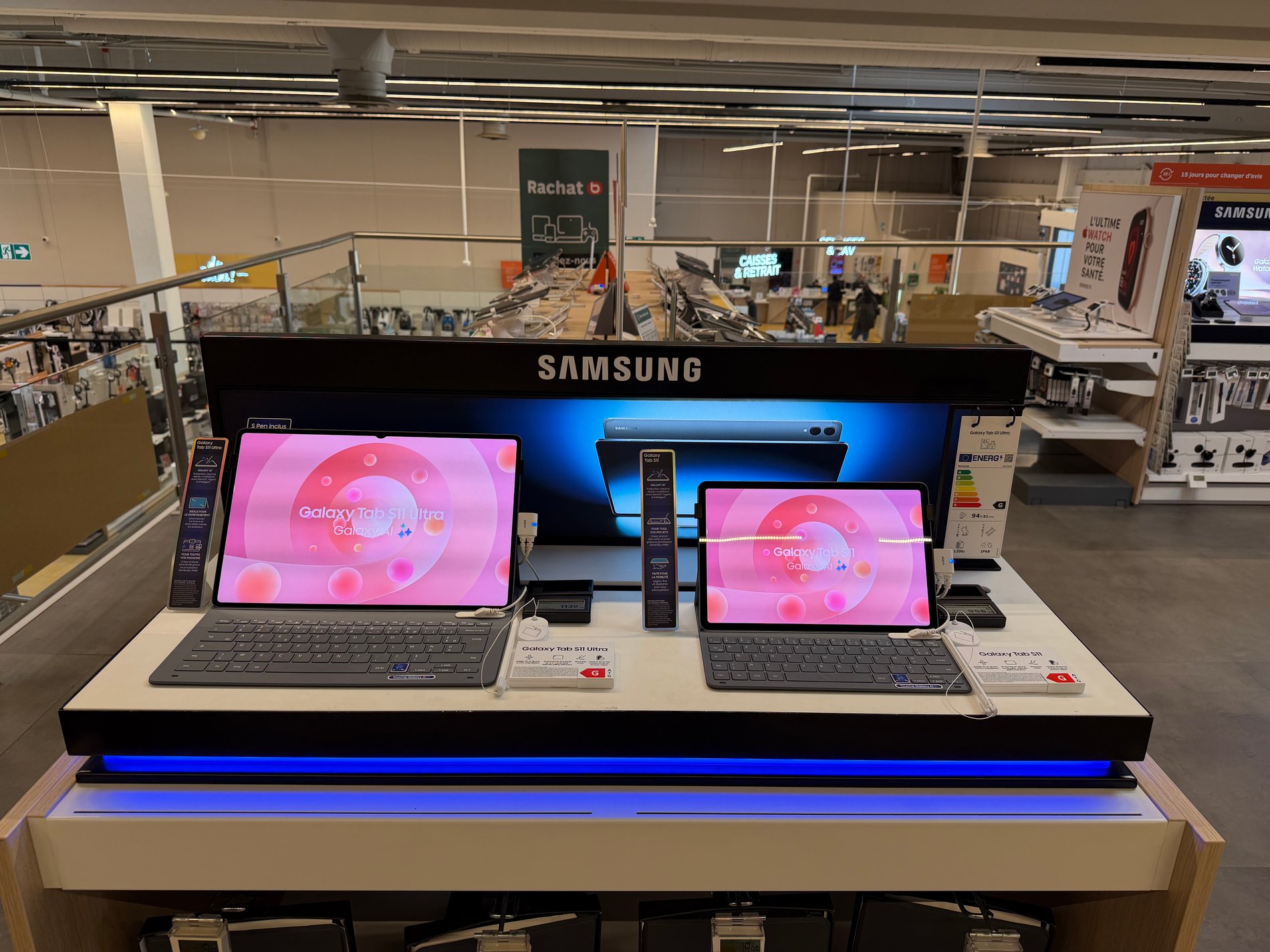 Tablette Samsung chez Boulanger Vitrolles proche de Salon, Velaux, Marignane et Rognac