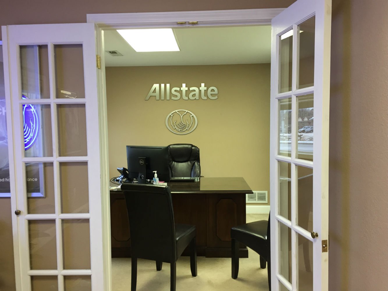 Photo gallery image
