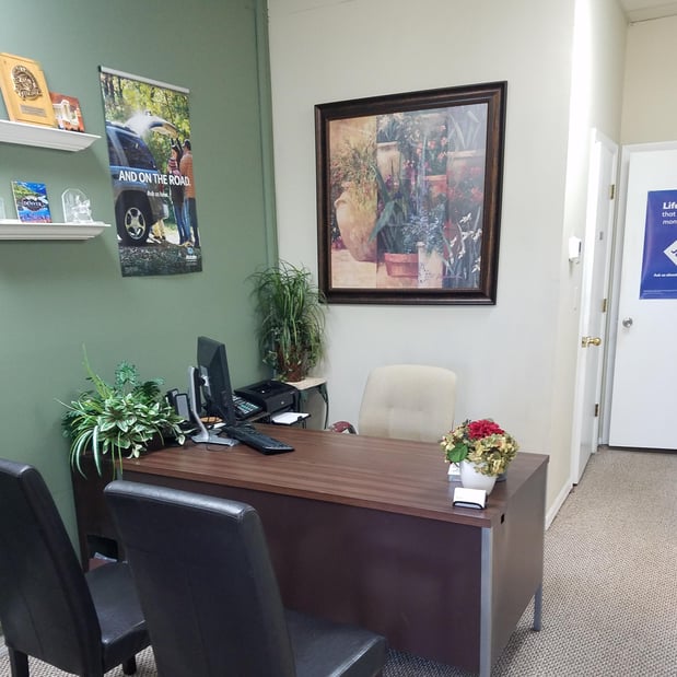 Photo gallery image