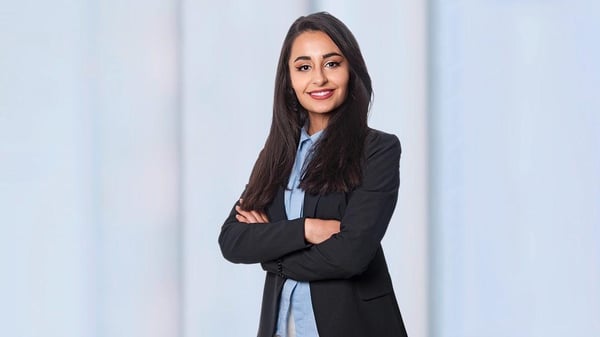 Shima Hariri. Ihre Ansprechpartnerin für die Barmenia Versicherung in Koblenz.