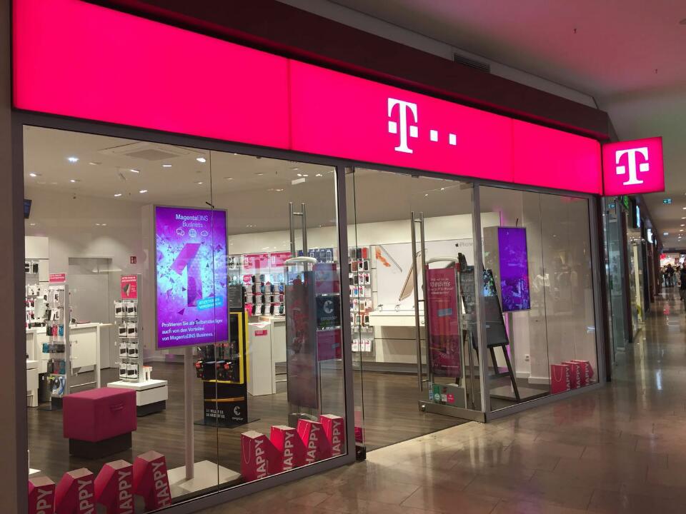 Store photo