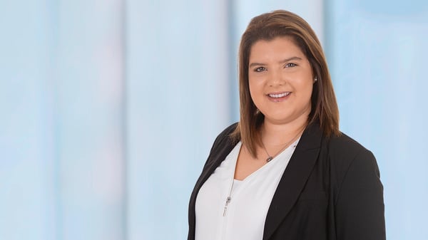 Natalie Lampel. Ihre Anspechpartnerin für die Barmenia Versicherung in Neuweiler.