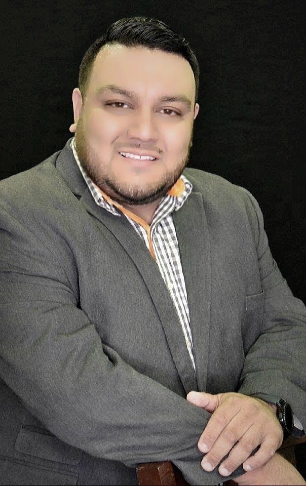 manager photo