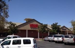 Vons Store Front Picture at 9000 Ming Ave in Bakersfield CA