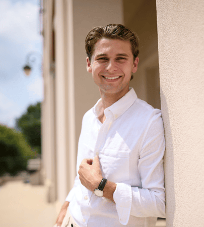 Photo of agent