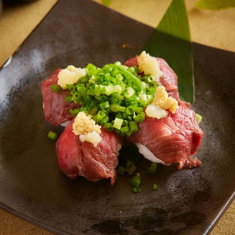 肉すし(馬肉)