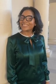 Headshot of Hilary Byrde