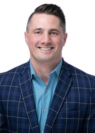 A headshot of Goosehead agent Robert Farish