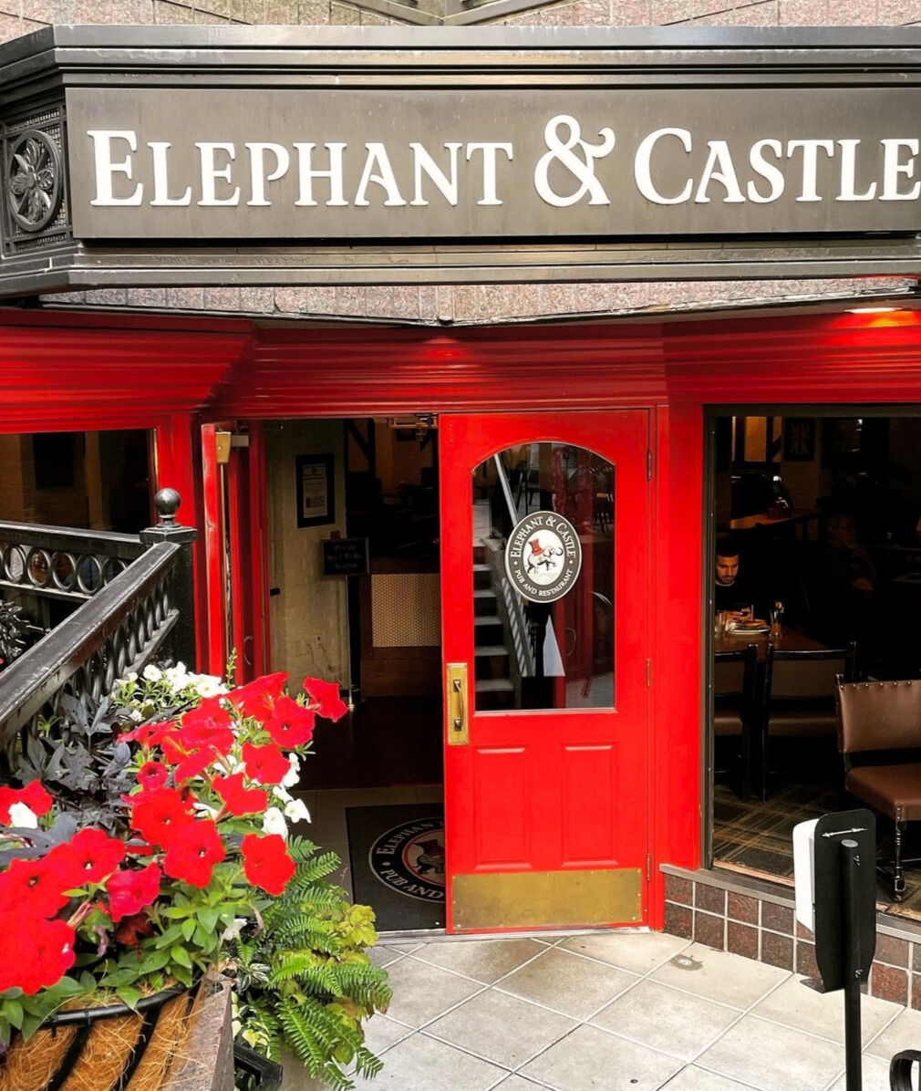 Elephant & Castle Seattle Restaurant