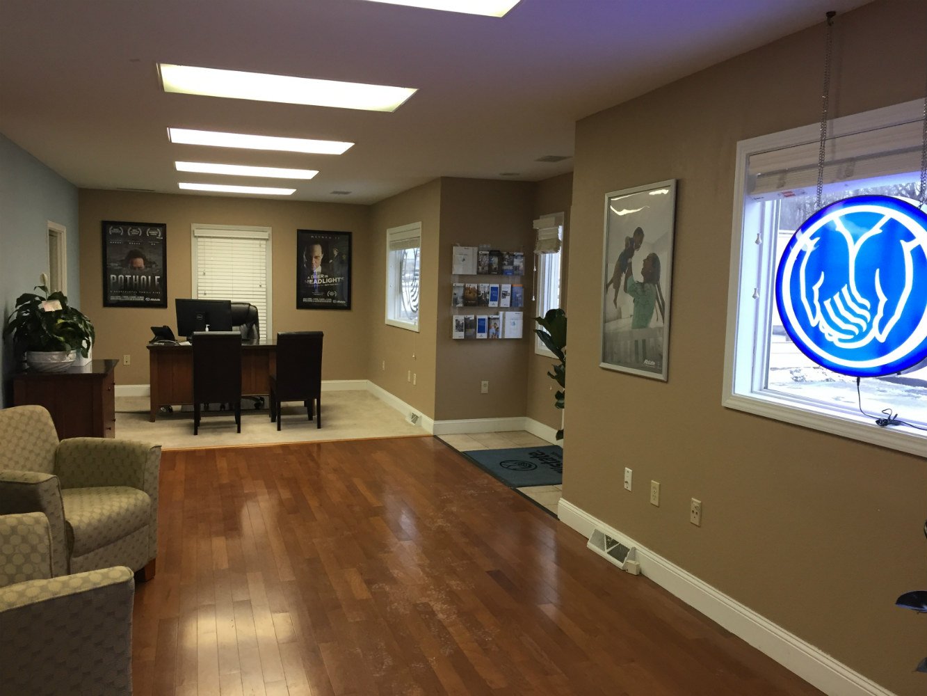 Photo gallery image