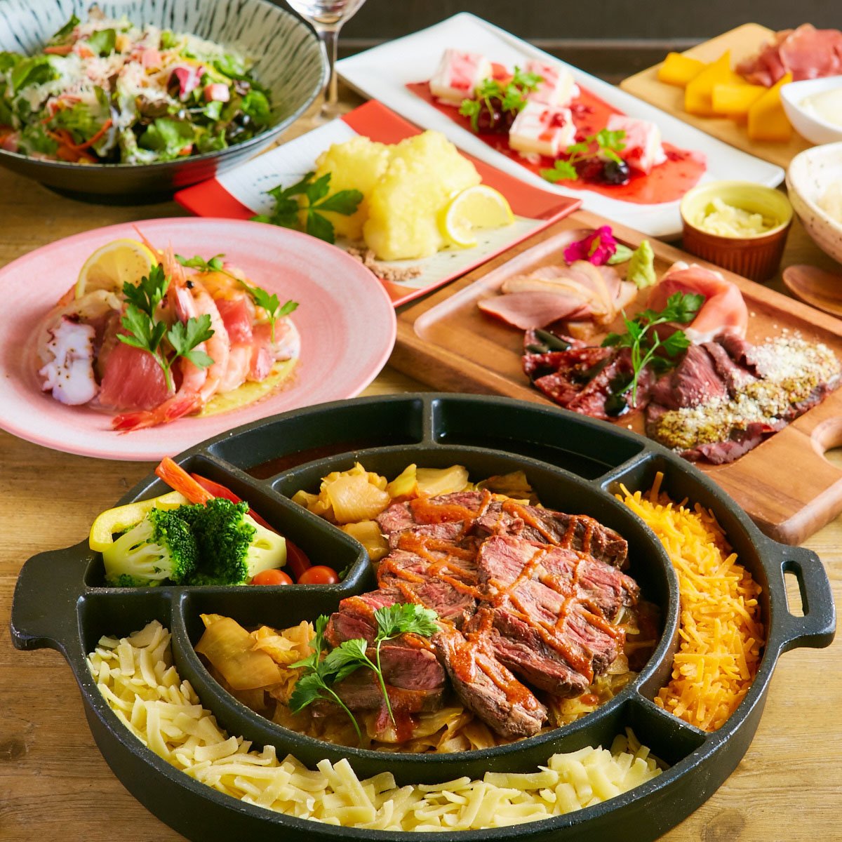 『チーズタッカルビ』選べる3種の新タッカルビ付!2時間飲み放題付き【8品4000円】