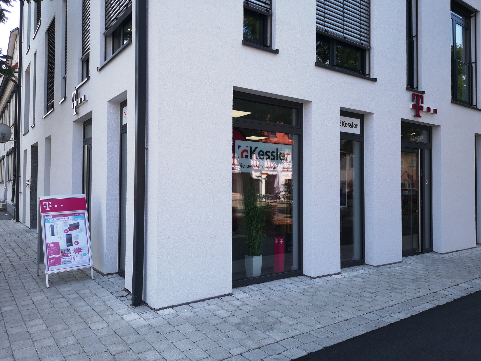 Store photo