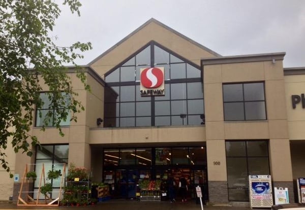 Safeway Store Front Picture at 900 N Callow Ave in Bremerton WA