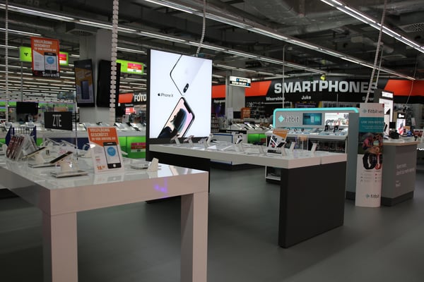 Smartphone Abteilung Saturn Leverkusen
