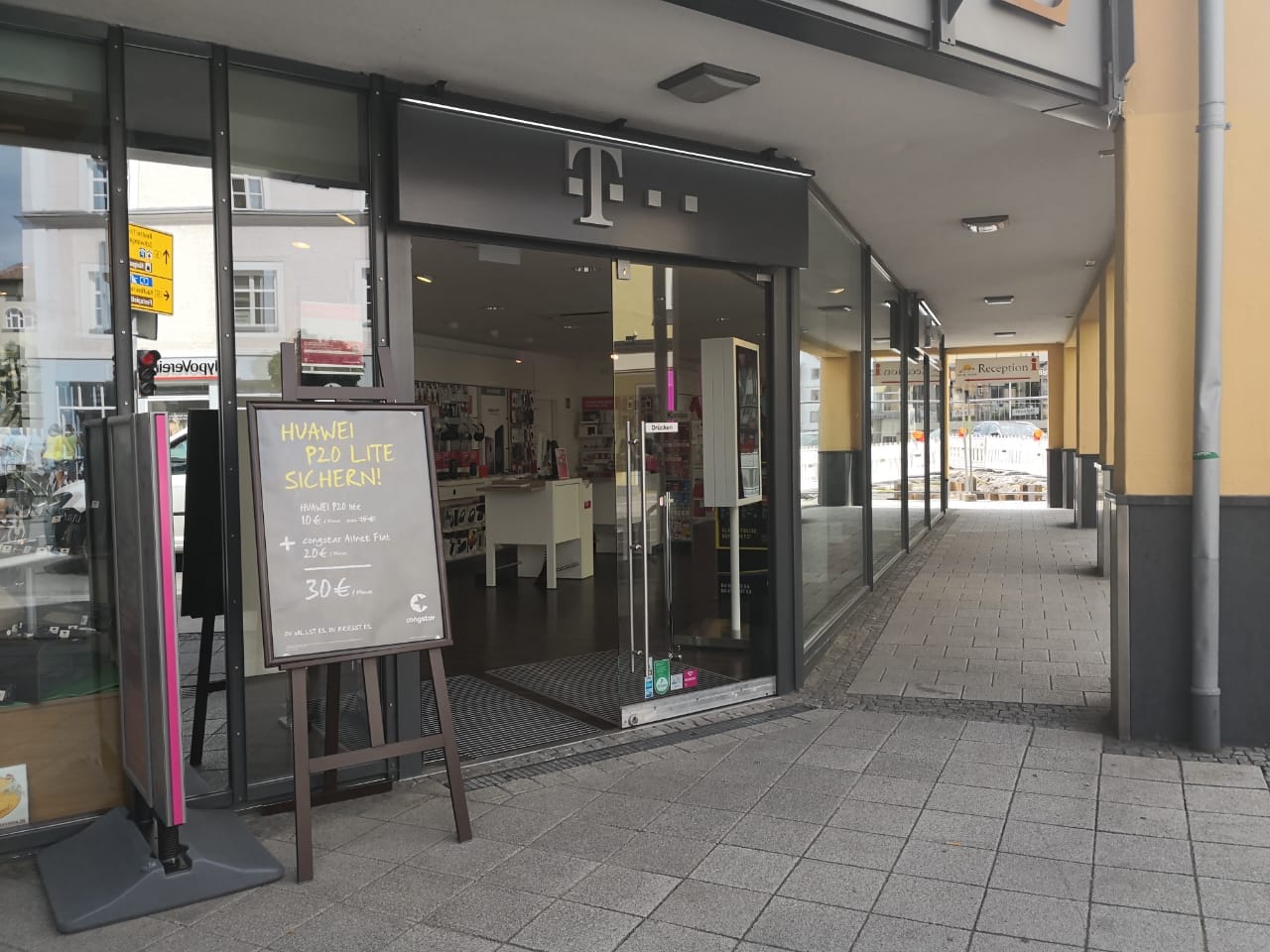 Store photo