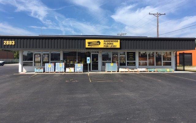 Lumber Liquidators Flooring #1193 Springfield | 2803 North Dirksen Pkwy | Store Front
