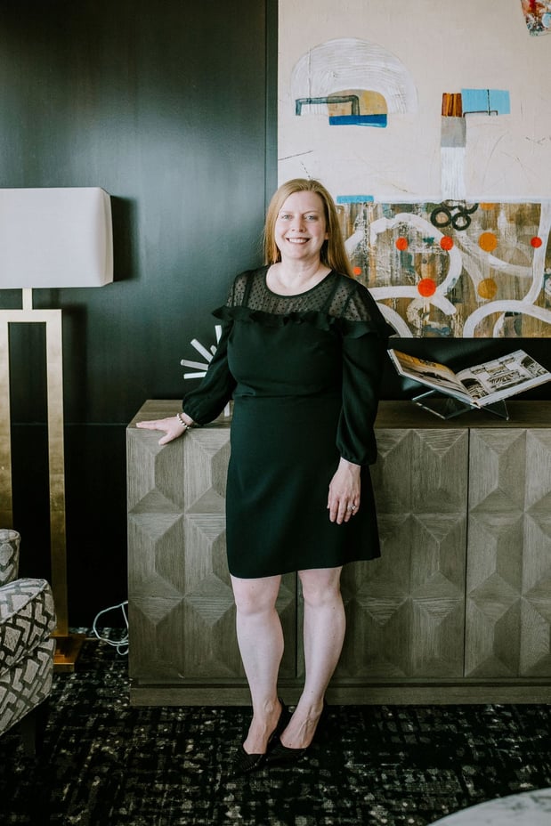 Carousel Associate Image