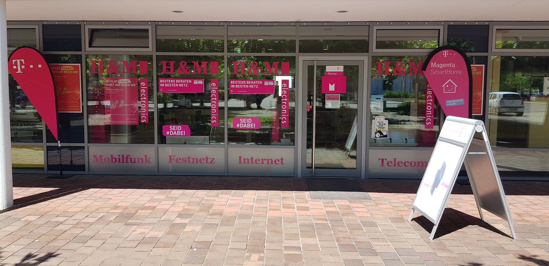 Store photo