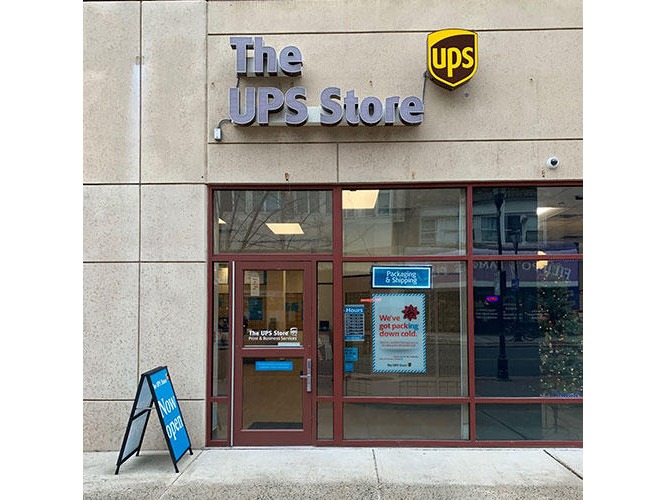 Photo of The UPS Store storefront in New Brunswick, NJ